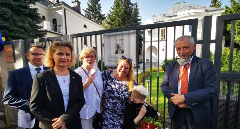 Józef Wittlin - odsłonięcie tablicy na Mokotowie