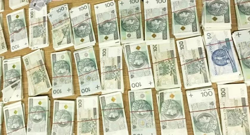 49-latek kombinował na al. Niepodległości