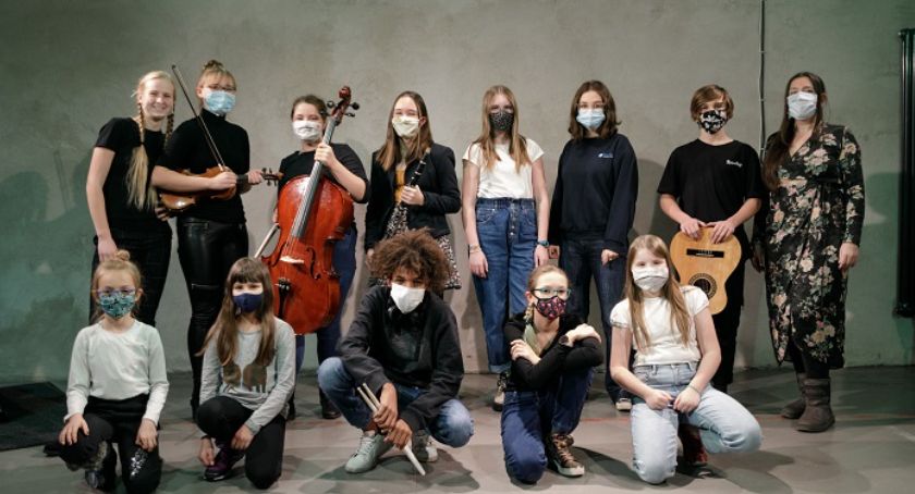 MONT Młoda Orkiestra Nowego Teatru da nam pozytywnego kopa