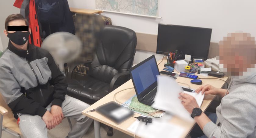Mężczyzna, zatrzymany za włamanie do sklepiku