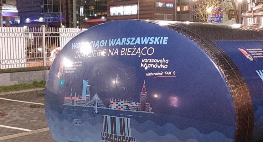 Doraźnym rozwiązaniem stały się beczkowozy. Zdjęcie od czytalnika.