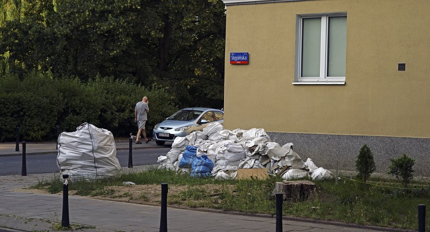 zdjęcie worki z piaskiem 