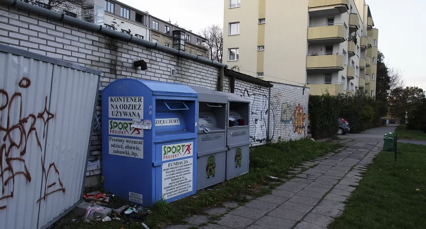 zdjęcie pojemnik na szmaty 