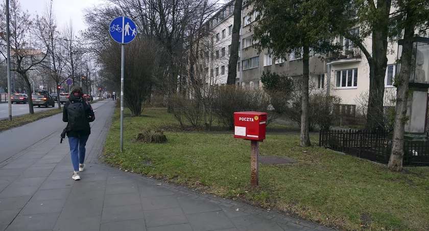 zdjęcie skrzynka pocztowa 