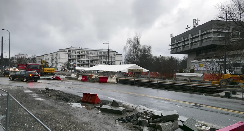 zdjęcia budowa na Belwederskiej 