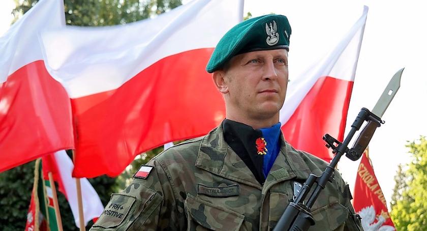 Będą ćwiczyć nocą (z 11 na 12 sierpnia) swój krok defiladowy na mokotowskich ulicach