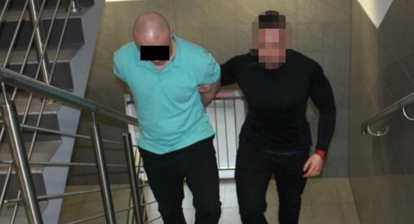 Kolejny oszust metodą „na policjanta” odebrał od skołowanej kobiety 150 000 złotych!