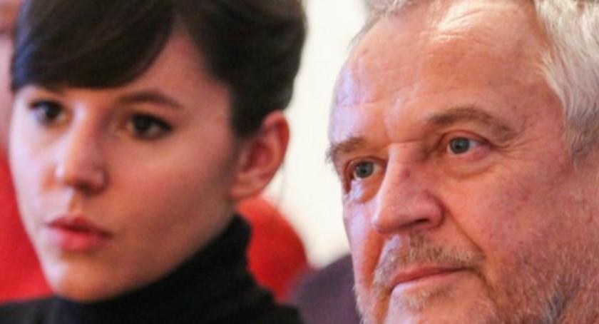 Marek Kondrat został ojcem. Czy zamieszka z nowym dzieckiem i żoną znowu na Sadybie?
