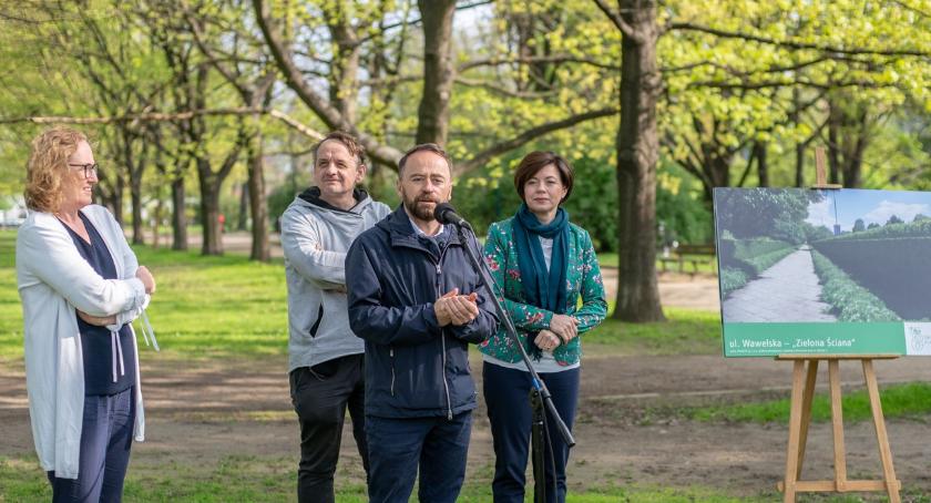 Wawelska – „wlotówka” do Mokotowa będzie miała swoją „zieloną ścianę”