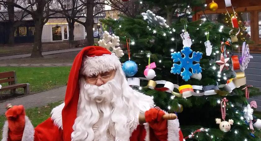 W sobotę, 15 grudnia 2018, na Skwerze Stanisława Broniewskiego „Orszy” znowu stanie choinka!