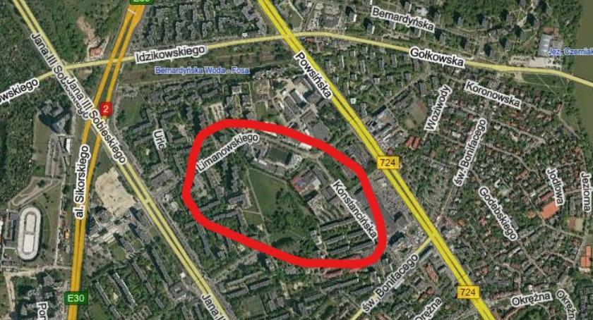 Sparaliżowane osiedle u zbiegu ulic Konstancińskiej i Limanowskiego